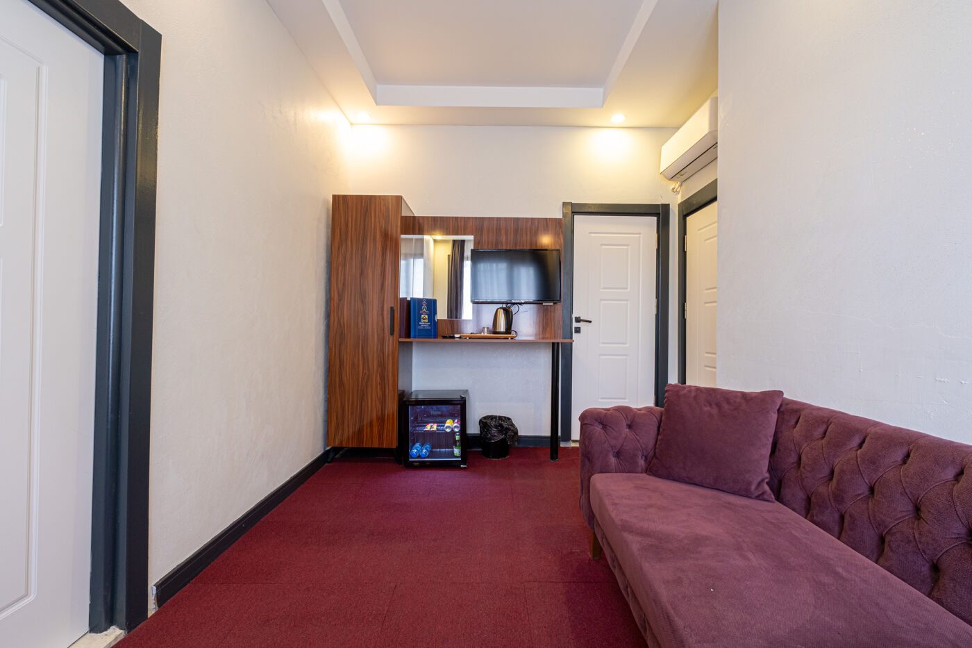 Comfortable room with city view