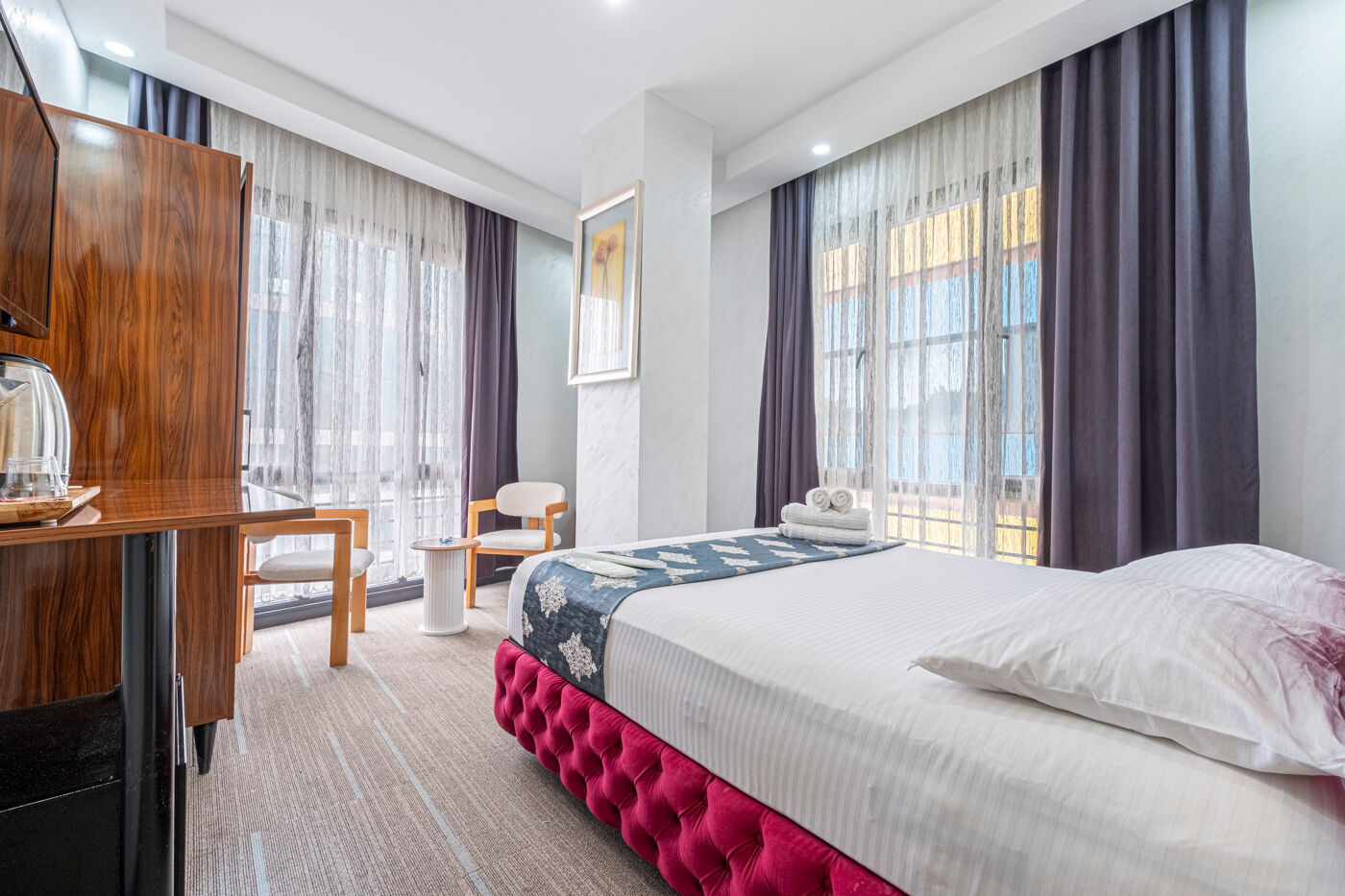 Comfortable room with city view